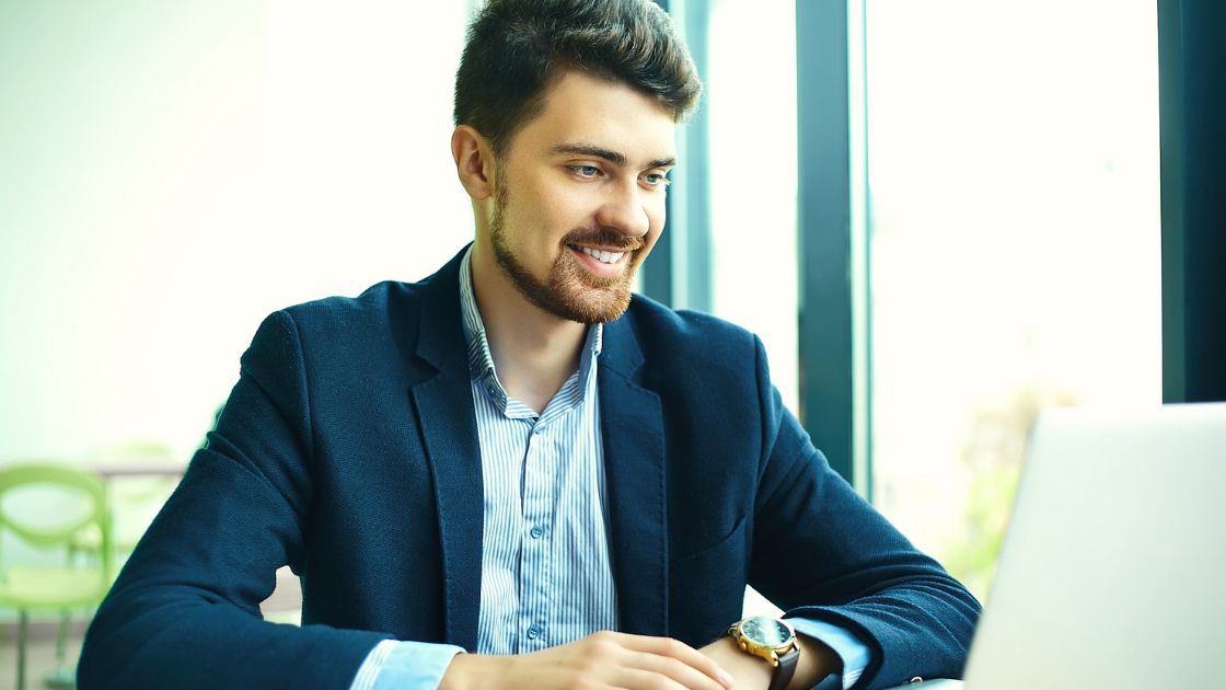 A practical guide to modernizing your whistleblower hotline Six essentials to consider A practical guide to modernizing your whistleblower hotline Six essentials to consider