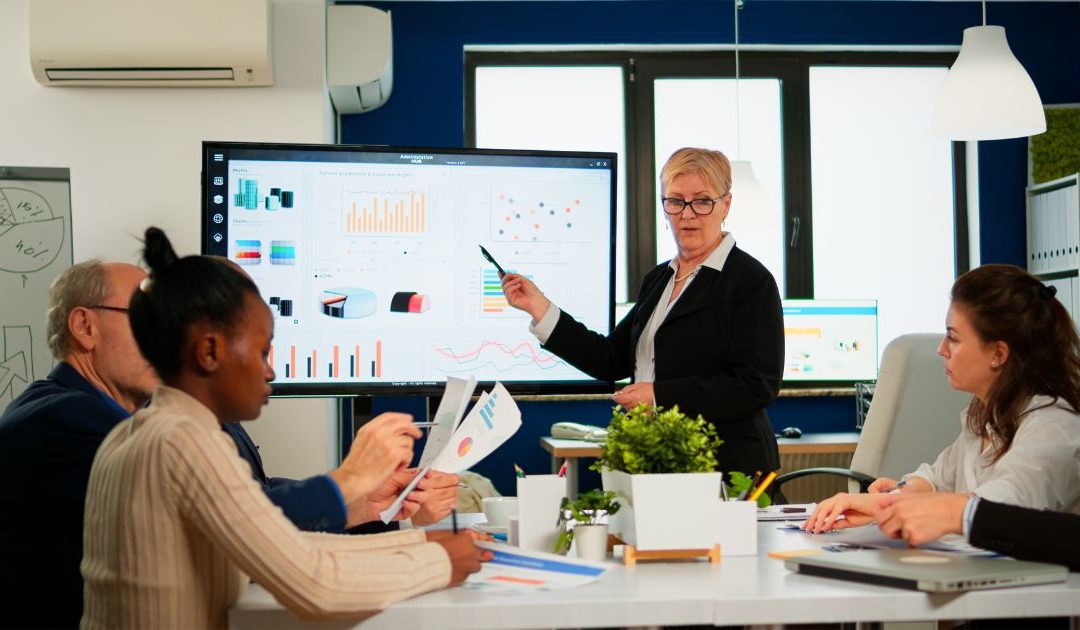 How internal audit enhances effective corporate governance