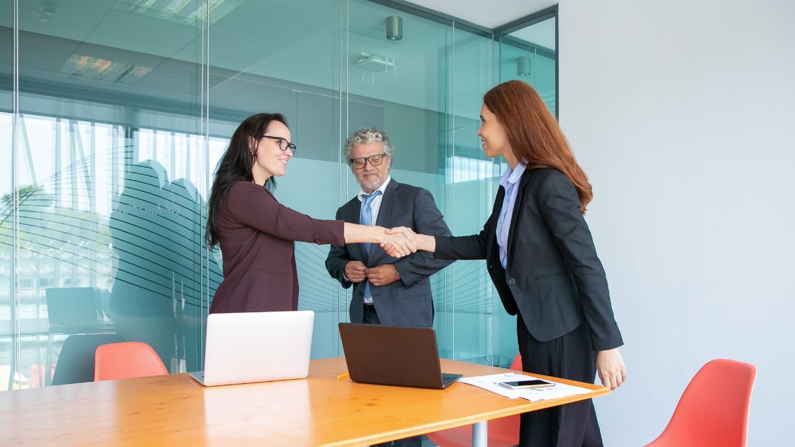 What is the role of a steering committee A comprehensive guide to enterprise governance What is the role of a steering committee A comprehensive guide to enterprise governance